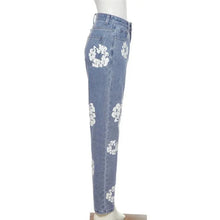 Load image into Gallery viewer, Flower Print Blue Jeans