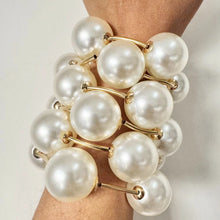 Load image into Gallery viewer, Milan Large Pearl Stacked Bracelet