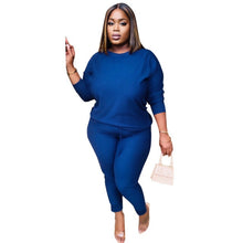Load image into Gallery viewer, Plus Size Solid Color Long Sleeve Pants Set