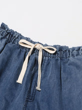 Load image into Gallery viewer, Denim Spliced Lace Up Jeans
